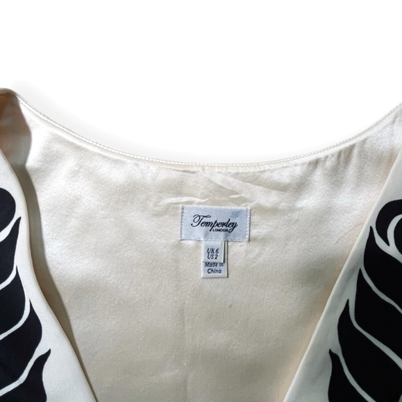 Temperley London 100% Silk Flutter Sleeve Ivory Printed Leaf Tea Dress, US 2 - Picture 5 of 12